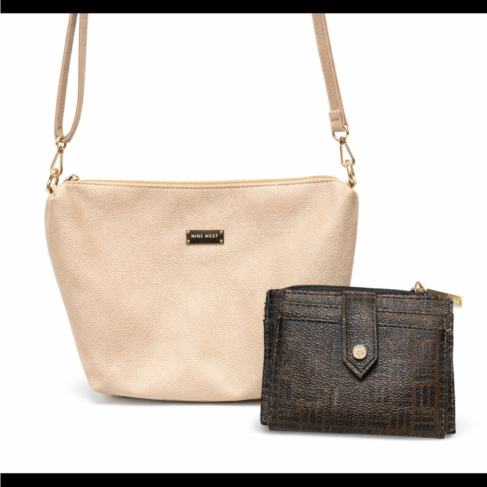 BCBG Paris purse w/Anne Klein wallet. Bundle! 2 items total